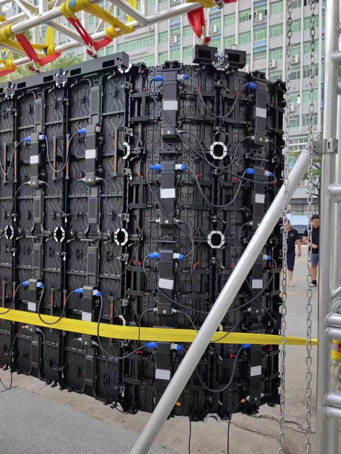 Écran incurvé intérieur/extérieur LED flexible vidéo mural Location d'écran LED pour les activités d'exposition et de scène-P2.976 P3.91 P4.81 5